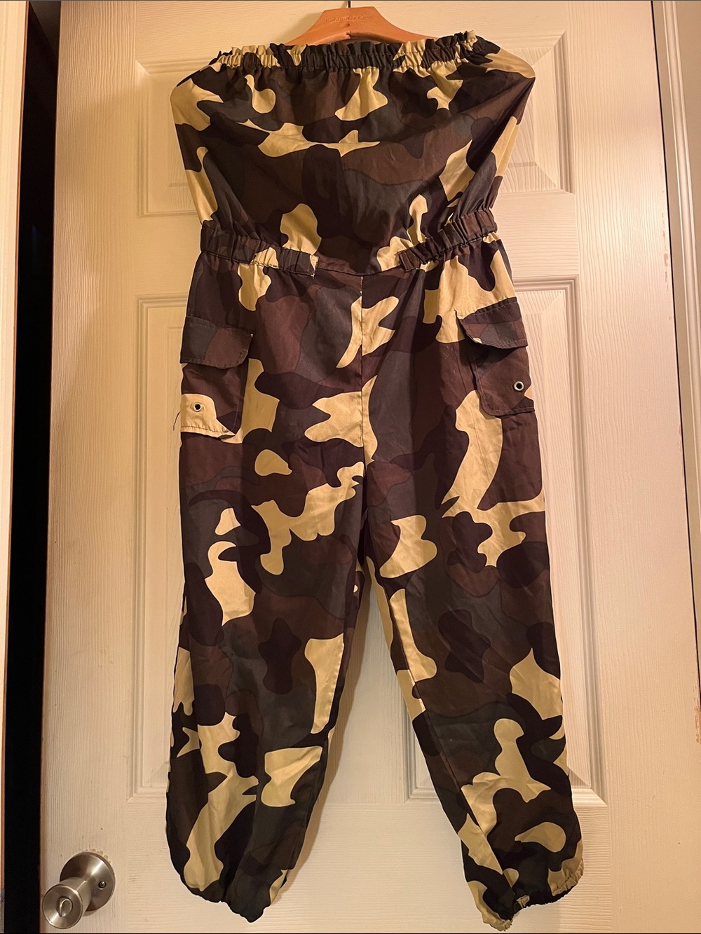 Stripless Cargo Camouflage Jumpsuit in Brown/Beige